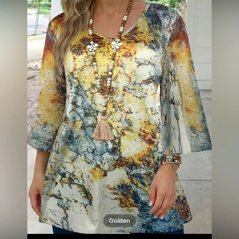 Marble print three quarter inch sleeve top